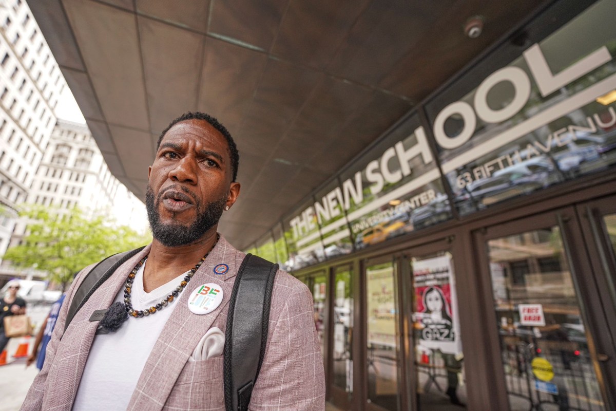 Mayor Adams indictment: What happens if he chooses to resign – or is removed from office? 2 Public Advocate Jumaane Williams next in line for mayor job
