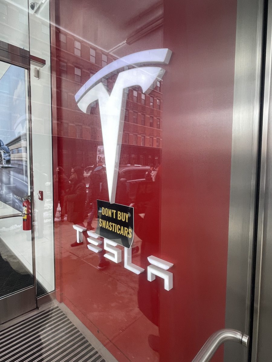 'Nobody voted for Elon Musk!' Manhattan protest at Tesla showroom demands billionaire get out of U.S. government 3