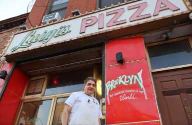 Luigi's Pizza in Brooklyn participating in $1 slice Seamless promotion